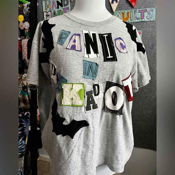 Ransom Note Tee Shirt - Heather Grey Bats - Picture 2 of 9